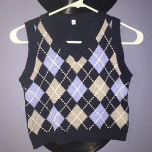 Cropped sweater vest 🫐